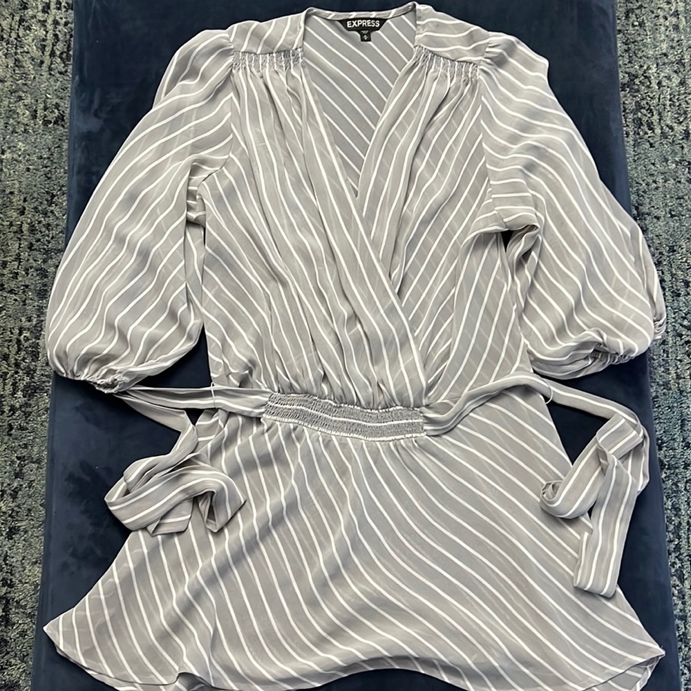 Express sheer tunic
